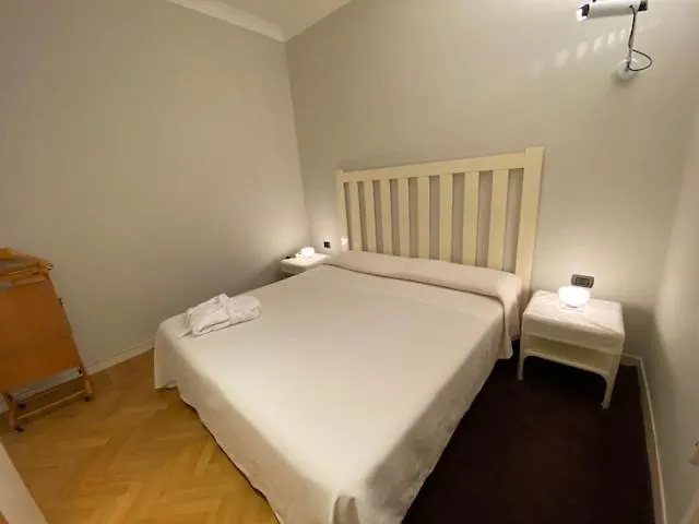 Borgonuovo Uno * 밀라노